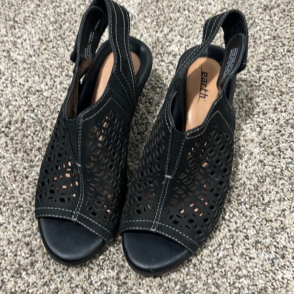 Black wedge sandals